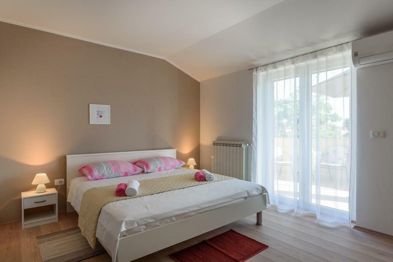 Apartment Perusko PUY 외부 사진